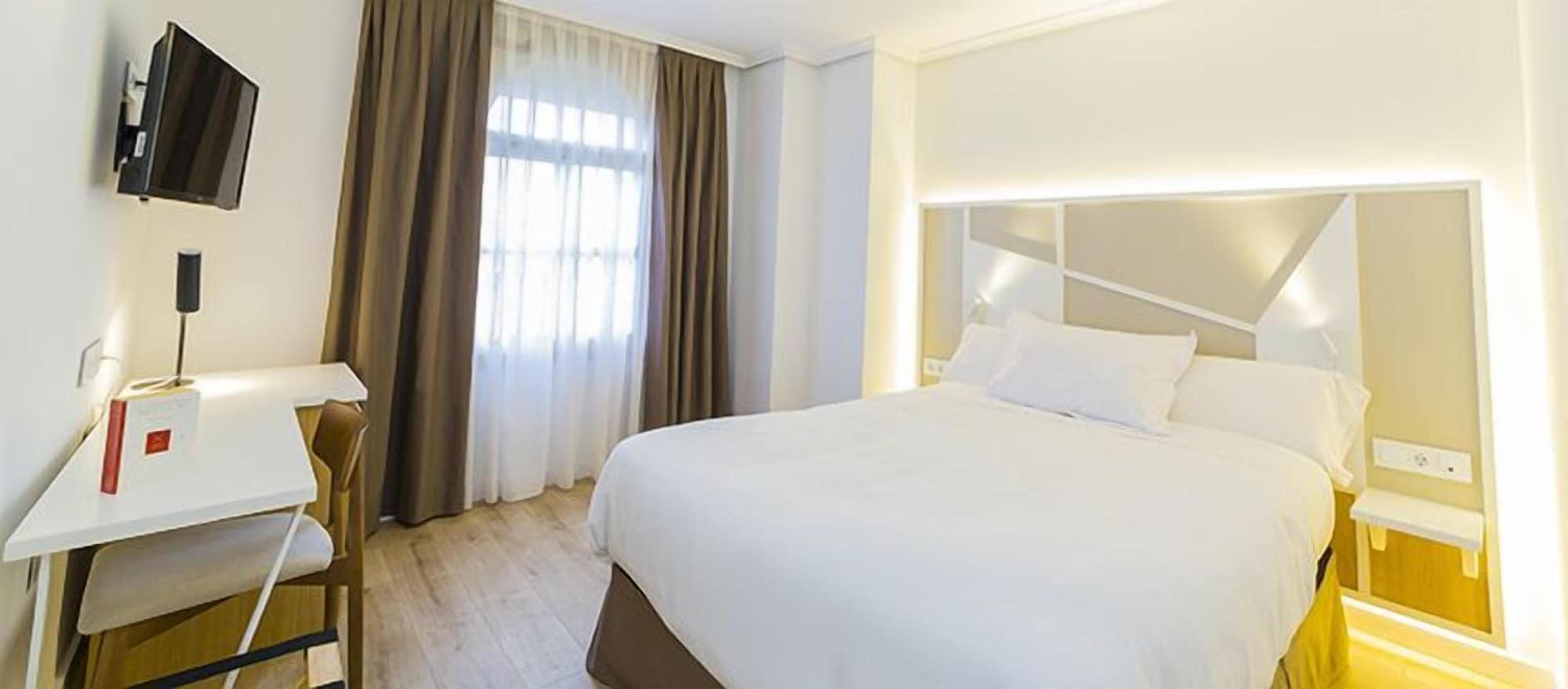 Hospedium Hotel Canitas Maite Gastronomico Casas-Ibanez Dış mekan fotoğraf