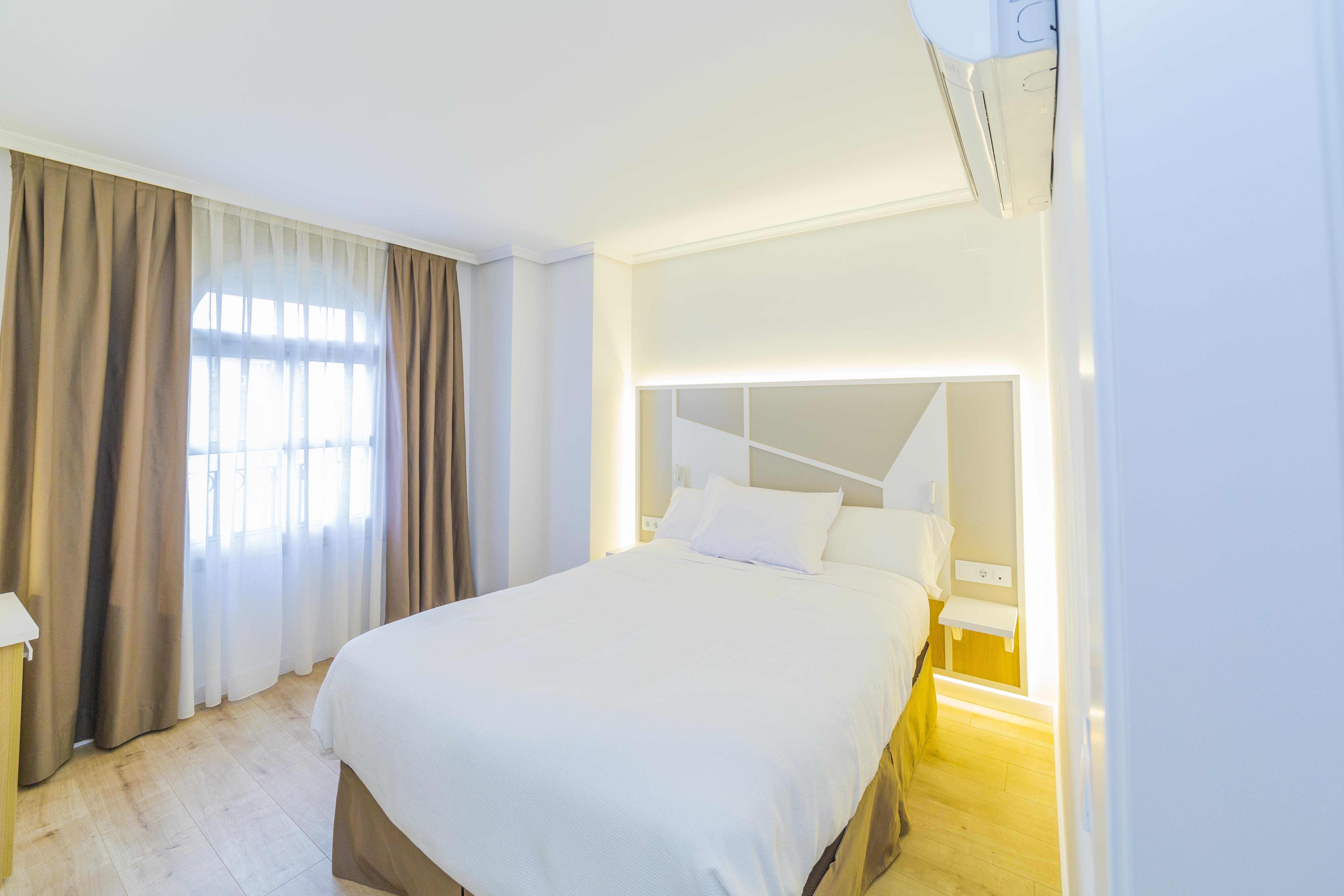 Hospedium Hotel Canitas Maite Gastronomico Casas-Ibanez Dış mekan fotoğraf
